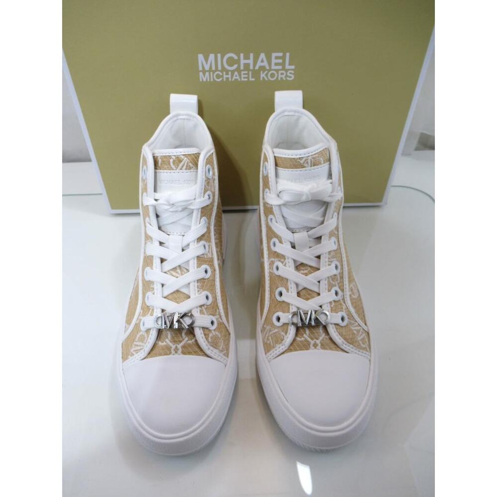 Michael Kors Evy High Top Lace Up Sneaker Empire Signature Logo Natural Size 7.5 - Picture 5 of 8
